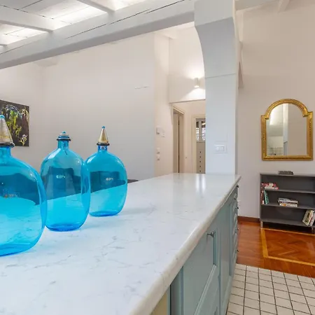Guesthost - Pratello Elegante E Raffinata Mansarda Apartamento Bolonia