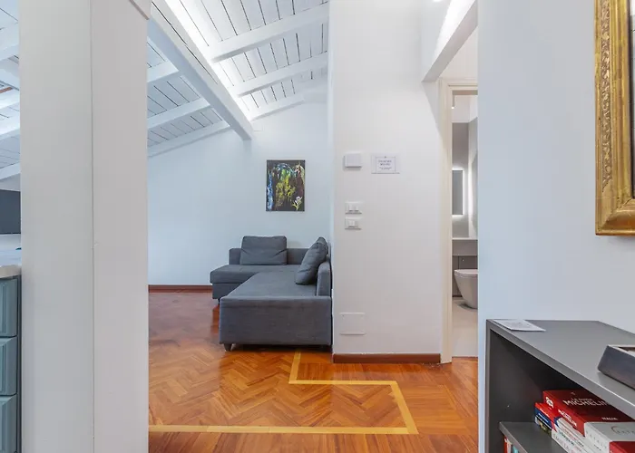 Apartamento Guesthost - Pratello Elegante E Raffinata Mansarda Bolonha