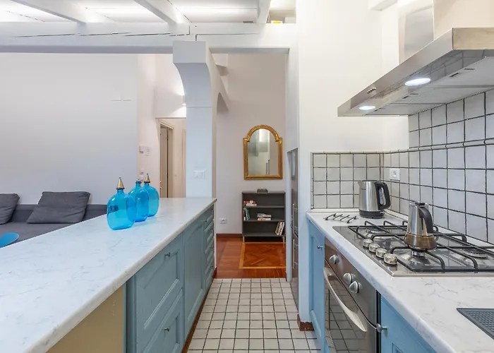 Guesthost - Pratello Elegante E Raffinata Mansarda Bolonha