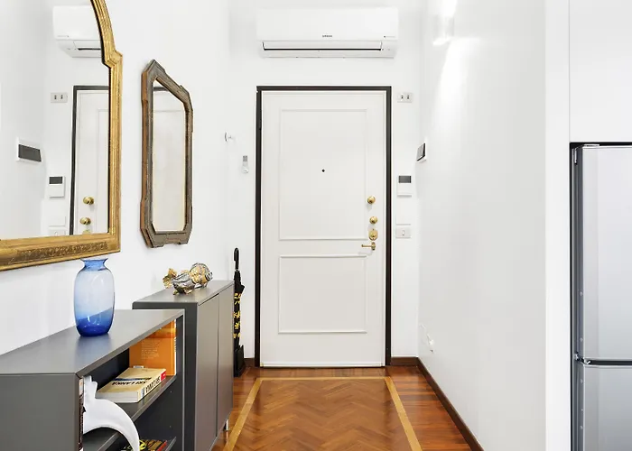 Apartamento Guesthost - Pratello Elegante E Raffinata Mansarda *