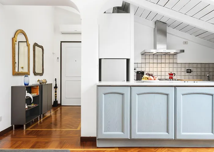 Guesthost - Pratello Elegante E Raffinata Mansarda * Bolonha