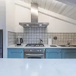 Appartement Guesthost - Pratello Elegante E Raffinata Mansarda