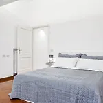 Appartement Guesthost - Pratello Elegante E Raffinata Mansarda