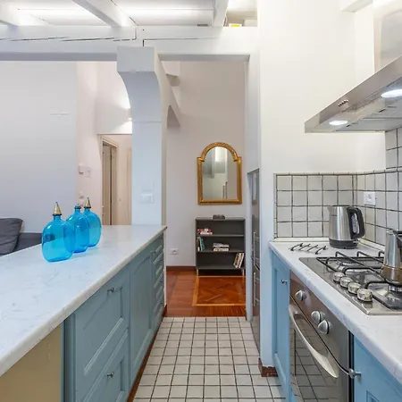 Pratello Elegante E Raffinata Mansarda Bolonha