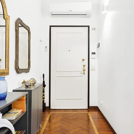 Apartamento Pratello Elegante E Raffinata Mansarda *