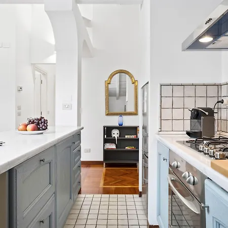 Pratello Elegante E Raffinata Mansarda Apartamento *