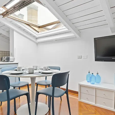 Pratello Elegante E Raffinata Mansarda Apartamento *