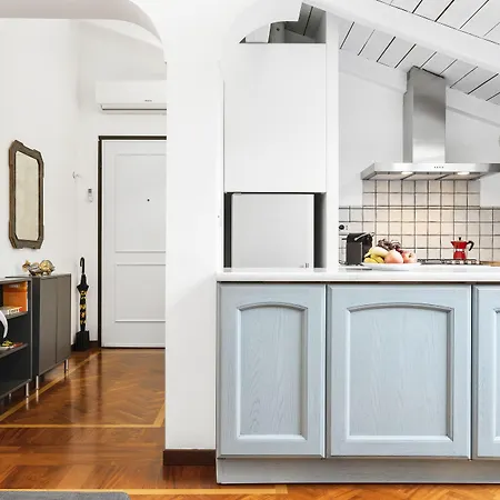 Pratello Elegante E Raffinata Mansarda * Bolonha