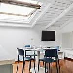 Apartamento Guesthost - Pratello Elegante E Raffinata Mansarda Bolonia