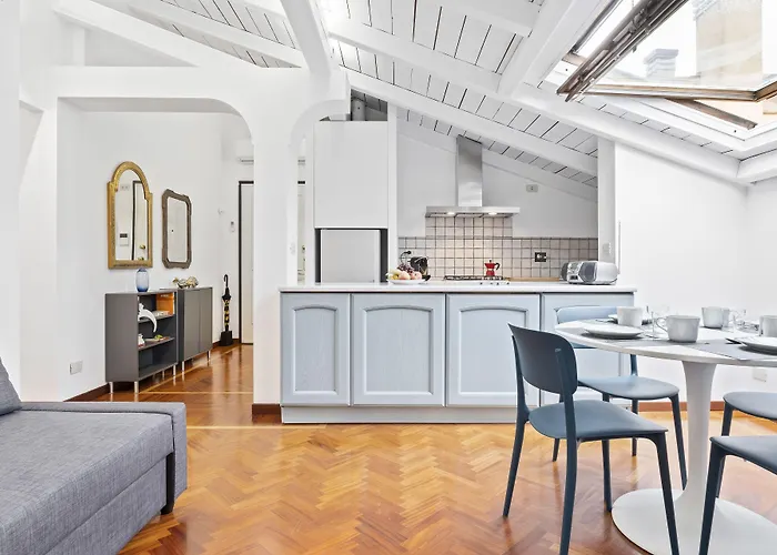 Apartament Guesthost - Pratello Elegante E Raffinata Mansarda